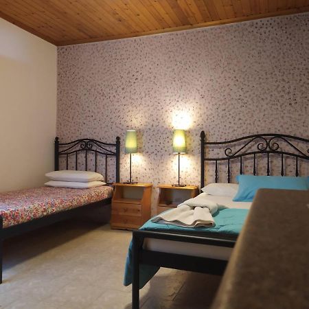 Aiolis Rooms Καμαριώτισσα Εξωτερικό φωτογραφία