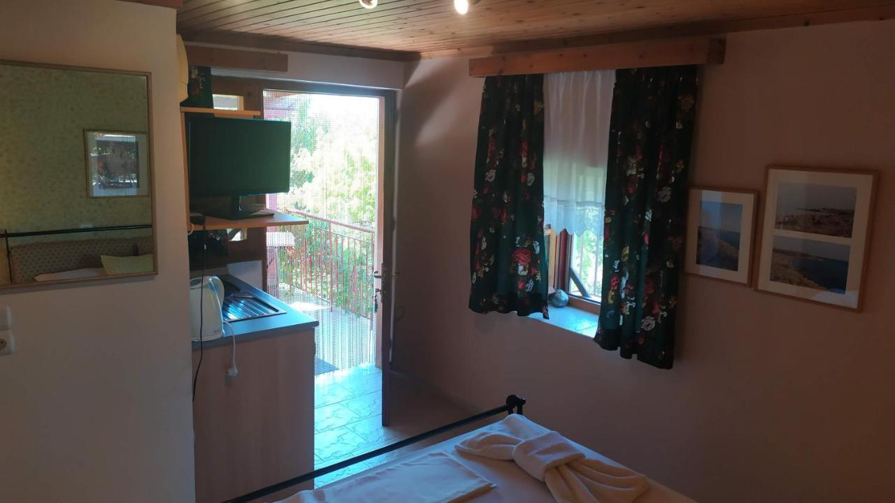 Aiolis Rooms Καμαριώτισσα Εξωτερικό φωτογραφία