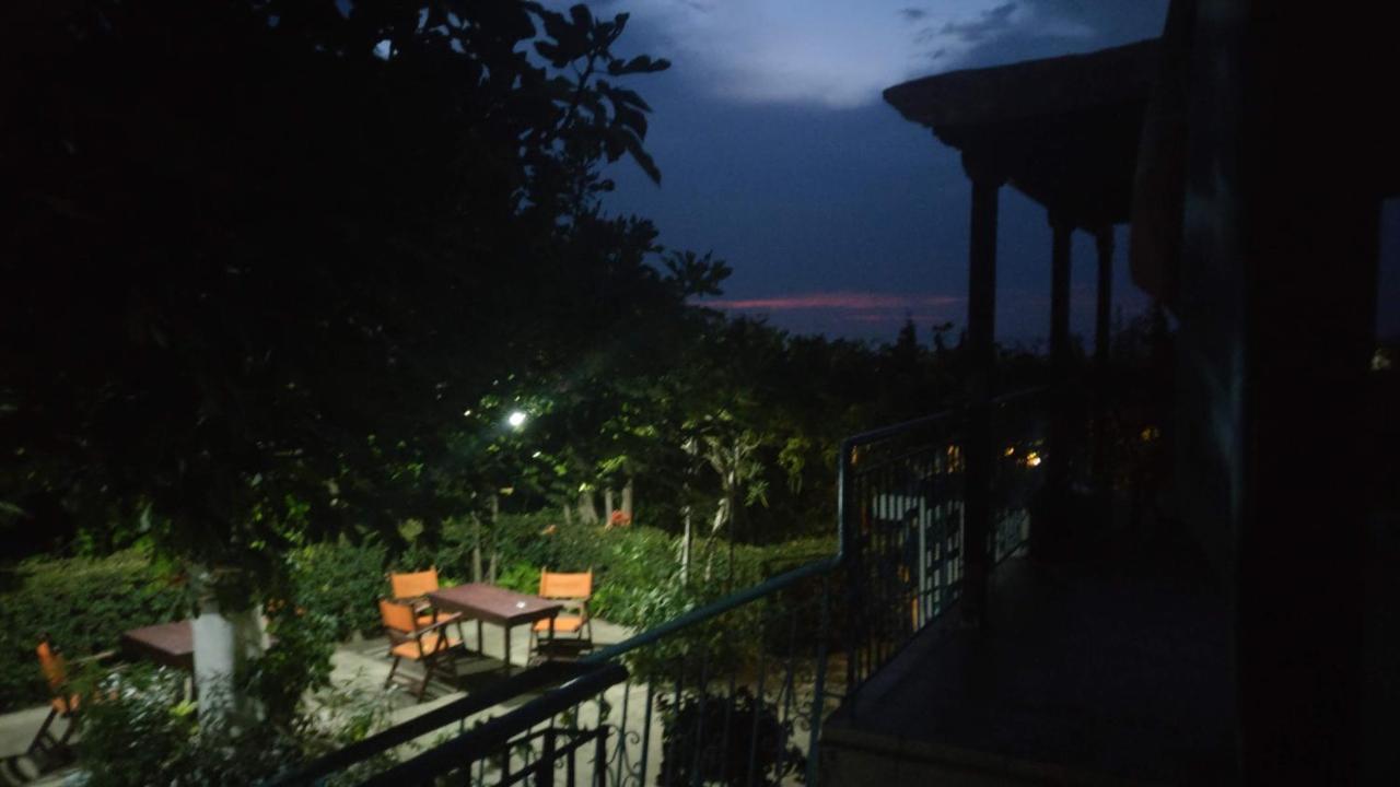 Aiolis Rooms Καμαριώτισσα Εξωτερικό φωτογραφία